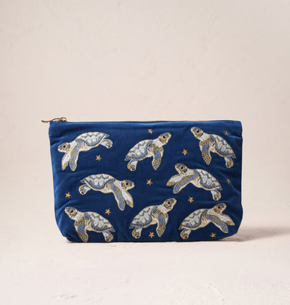 Baby Turtle Conservation Everyday Pouch