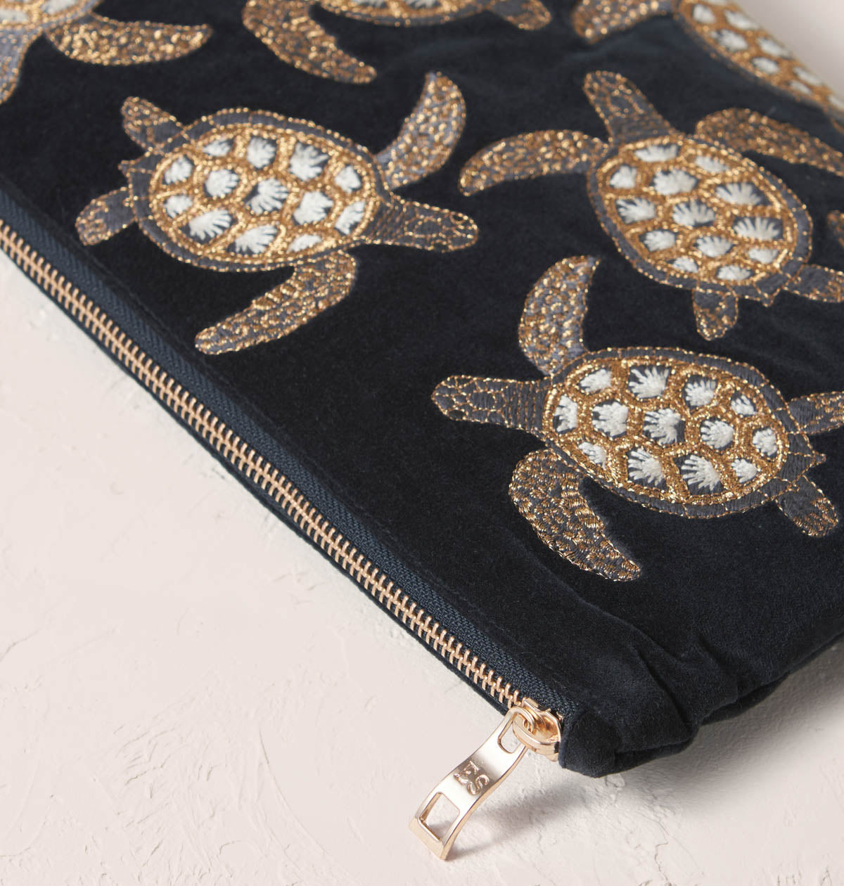 Turtle Conservation Everyday Pouch – Elizabeth Scarlett