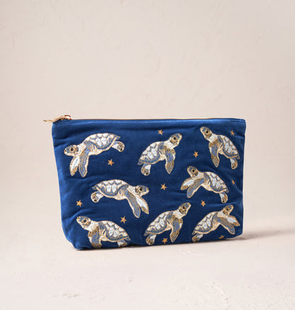 Baby Turtle Conservation Everyday Pouch