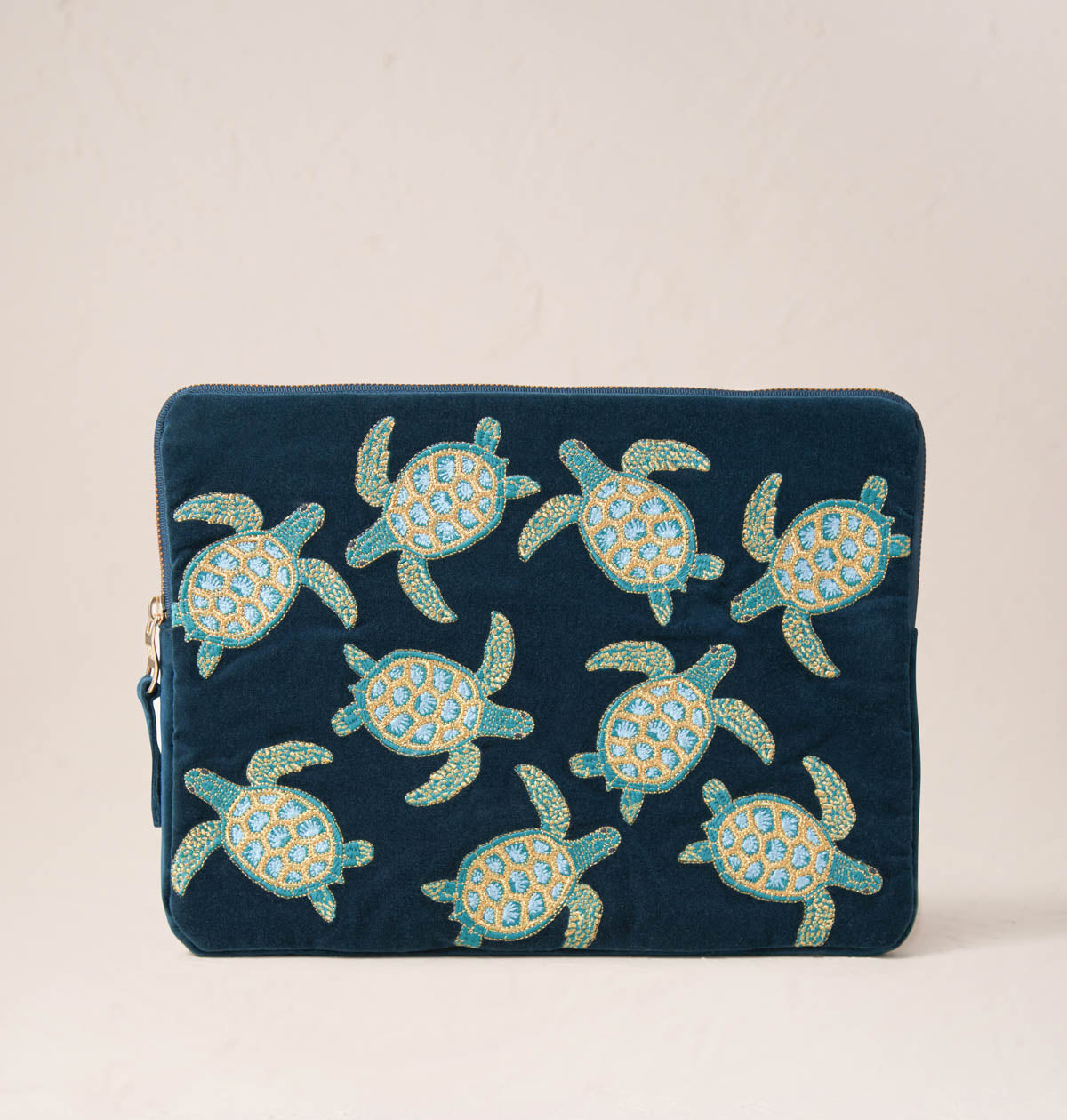 Turtle Conservation Laptop Case Small – Elizabeth Scarlett