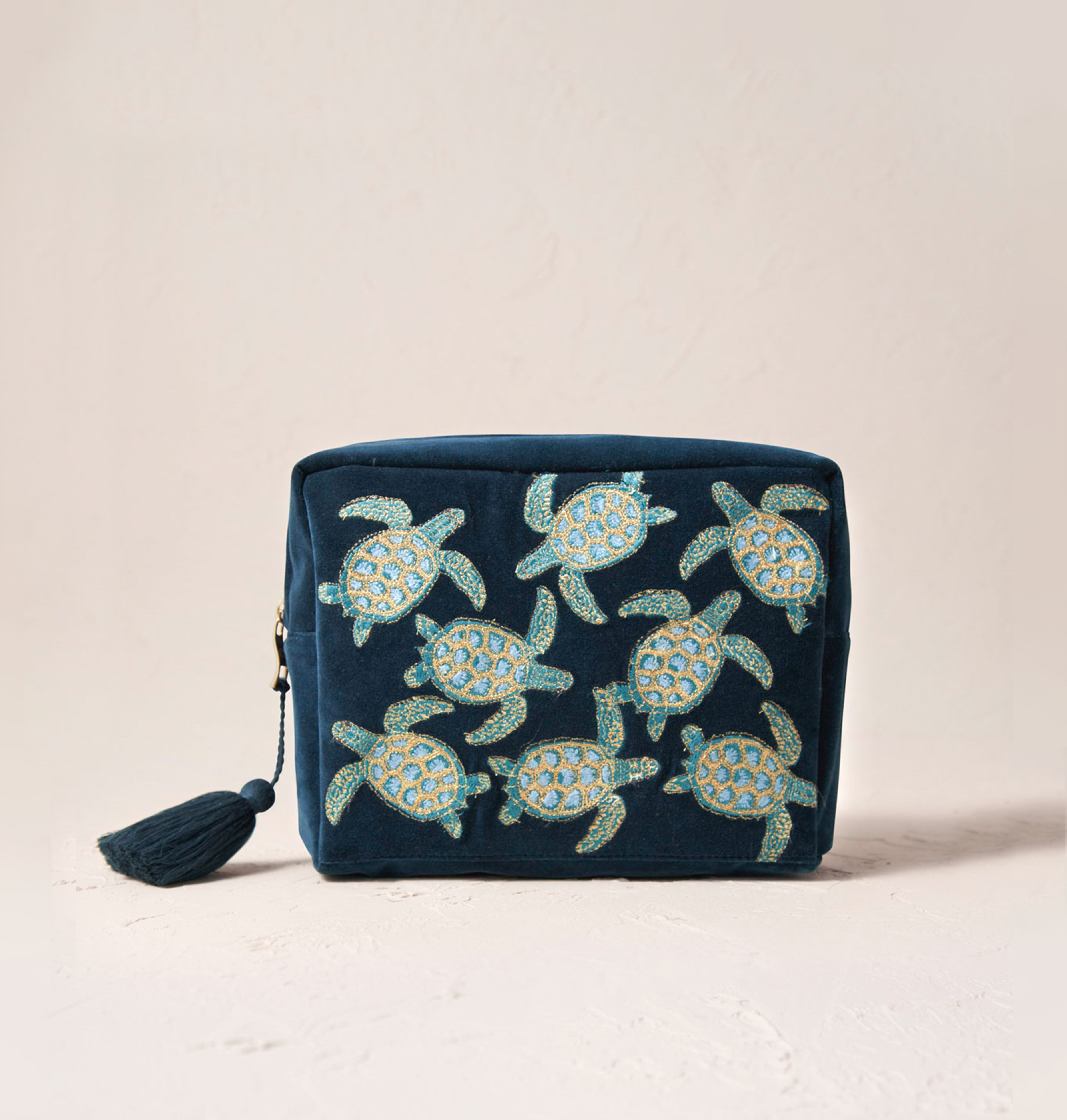 Turtle Conservation Wash Bag