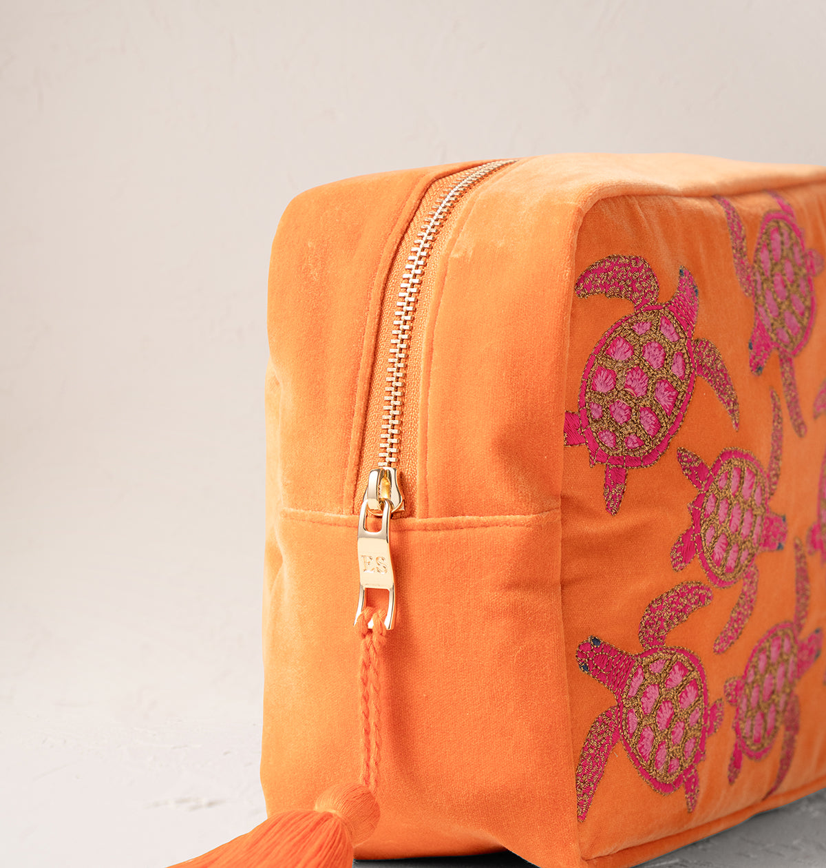 Turtle Conservation Wash Bag