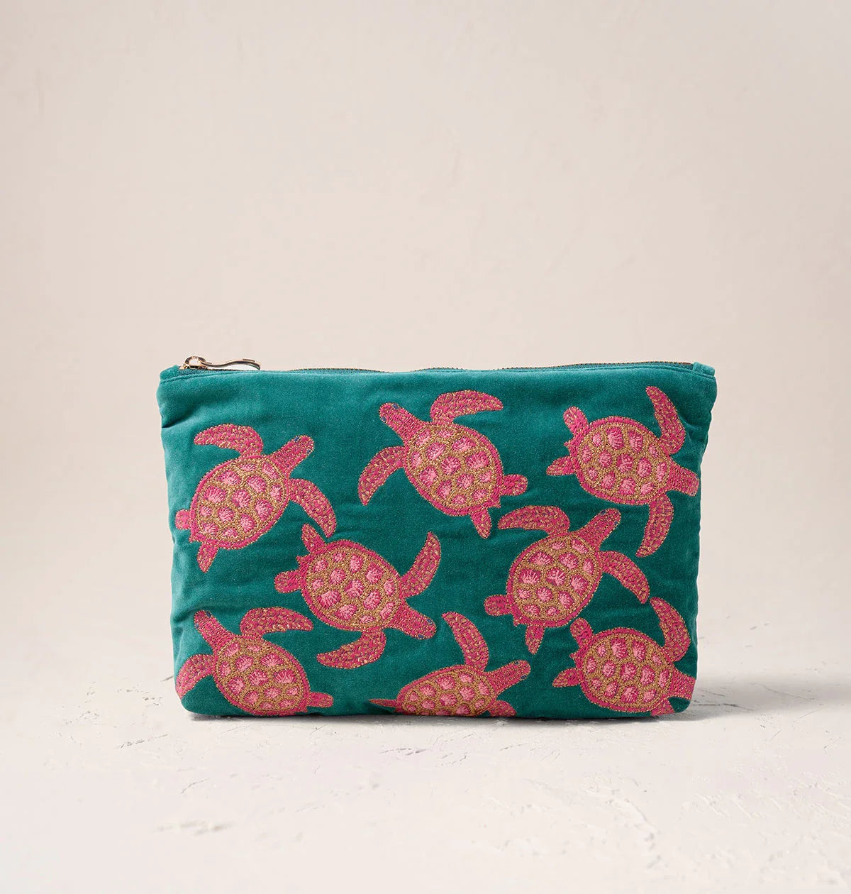 Turtle Conservation Everyday Pouch
