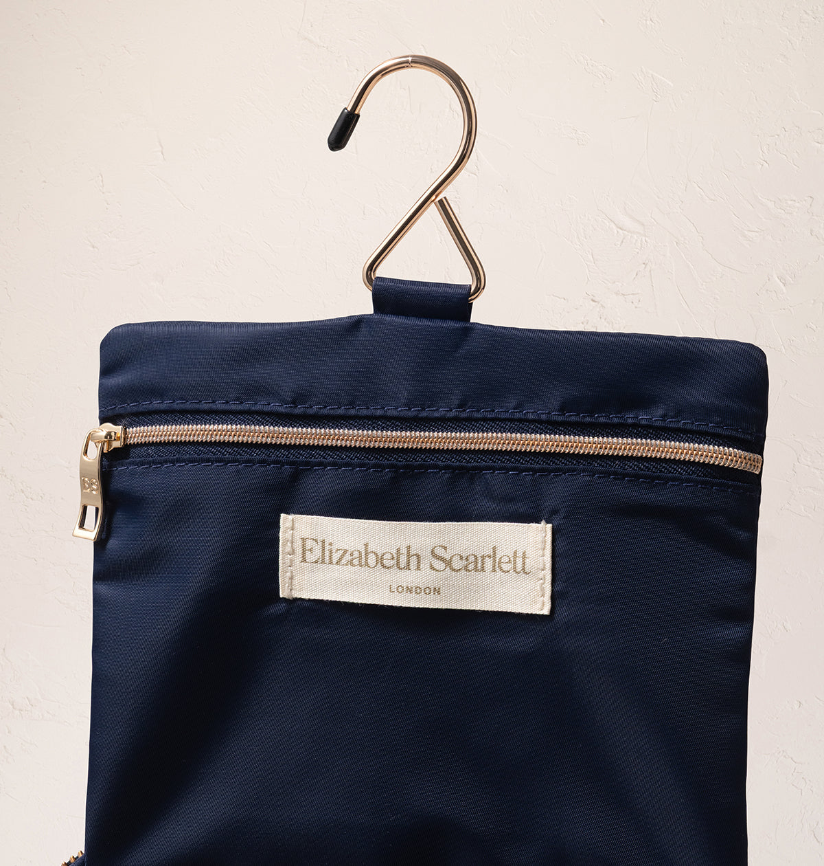 Turtle Conservation Hanging Wash Bag