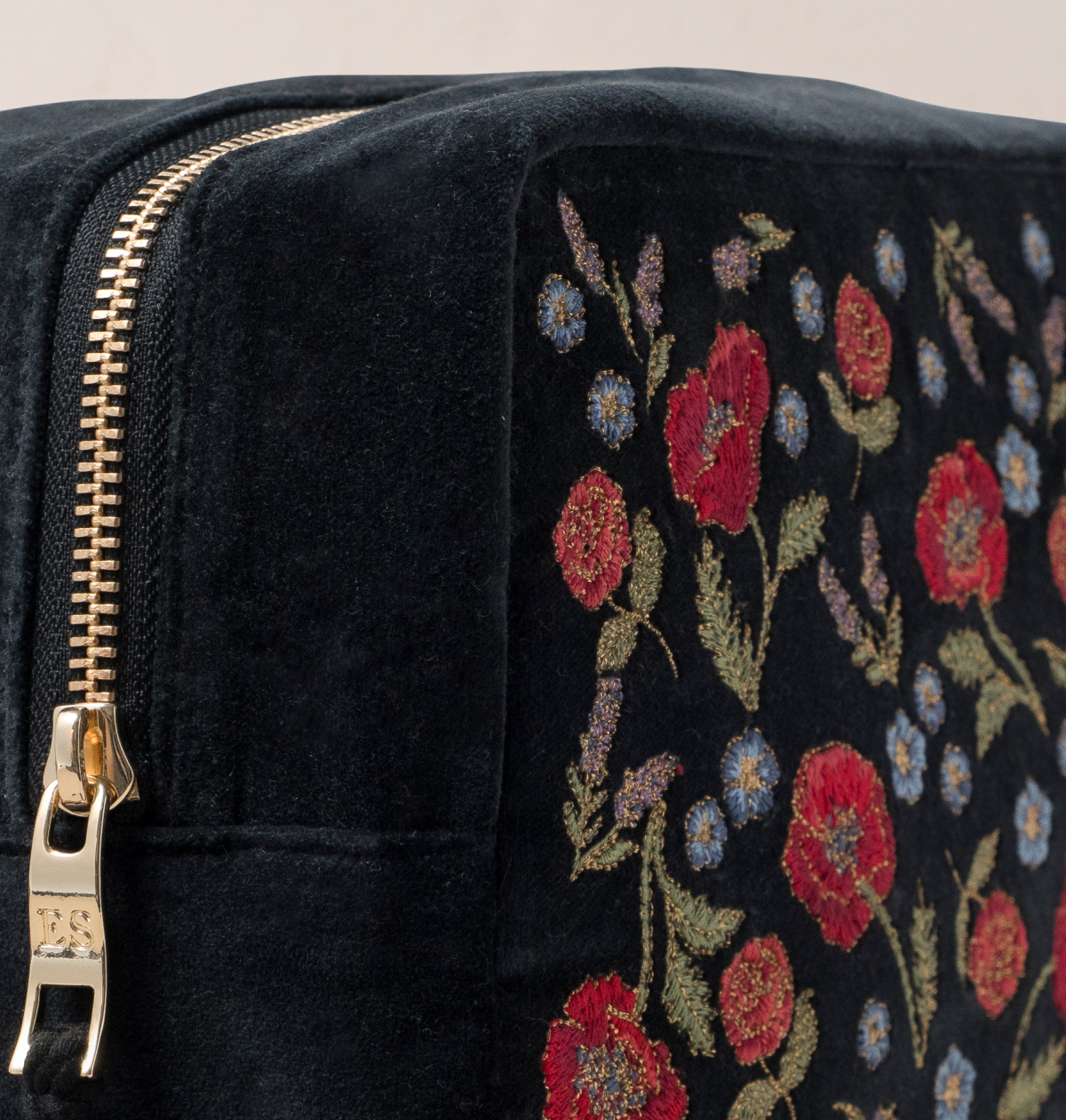Poppy Meadow Wash Bag