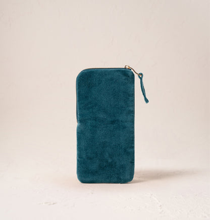 Wild Giraffe Palm Glasses Case