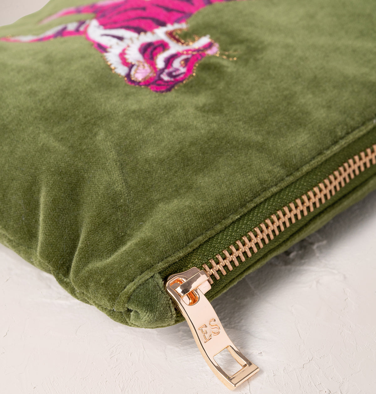 Wild Tiger Mini Pouch – Elizabeth Scarlett