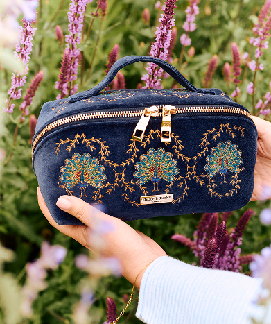 embroidered makeup travel bag JinFu dian Personalized Waffle Cosmetic Bag,Custom Name Toiletry Bag,for Women,Mom,Dad,Bridal Shower Bridesmaid (22x16x9.5cm) : Beauty & Personal Care Look no further than the Personalized Makeup Bag Monogrammed Travel Toiletry Bag |