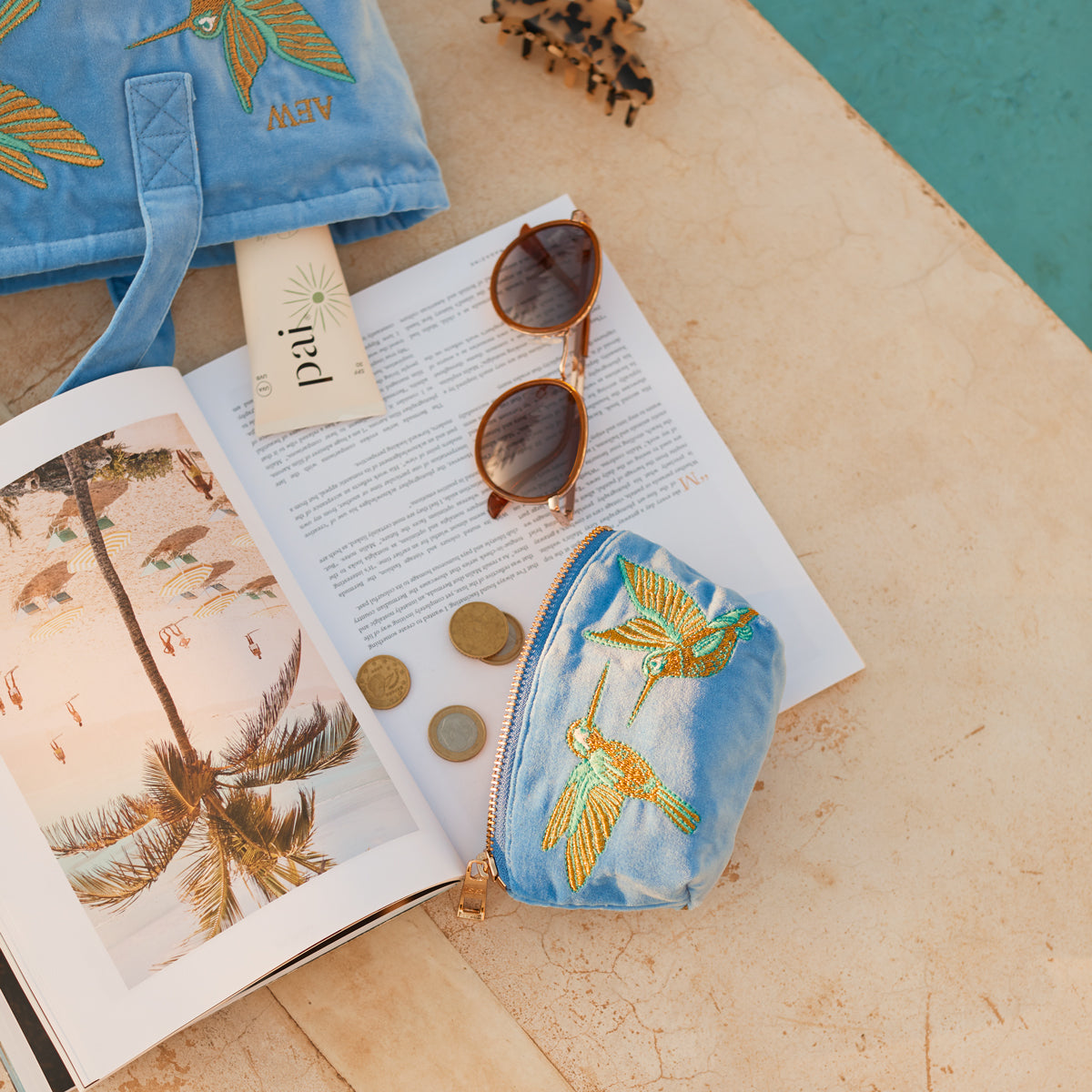 Hummingbird Coin Purse – Elizabeth Scarlett