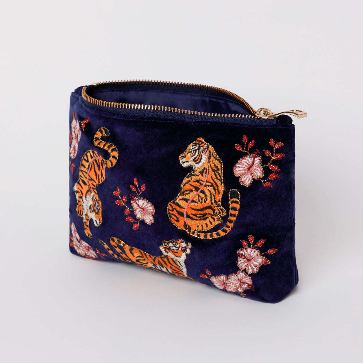 color_navy