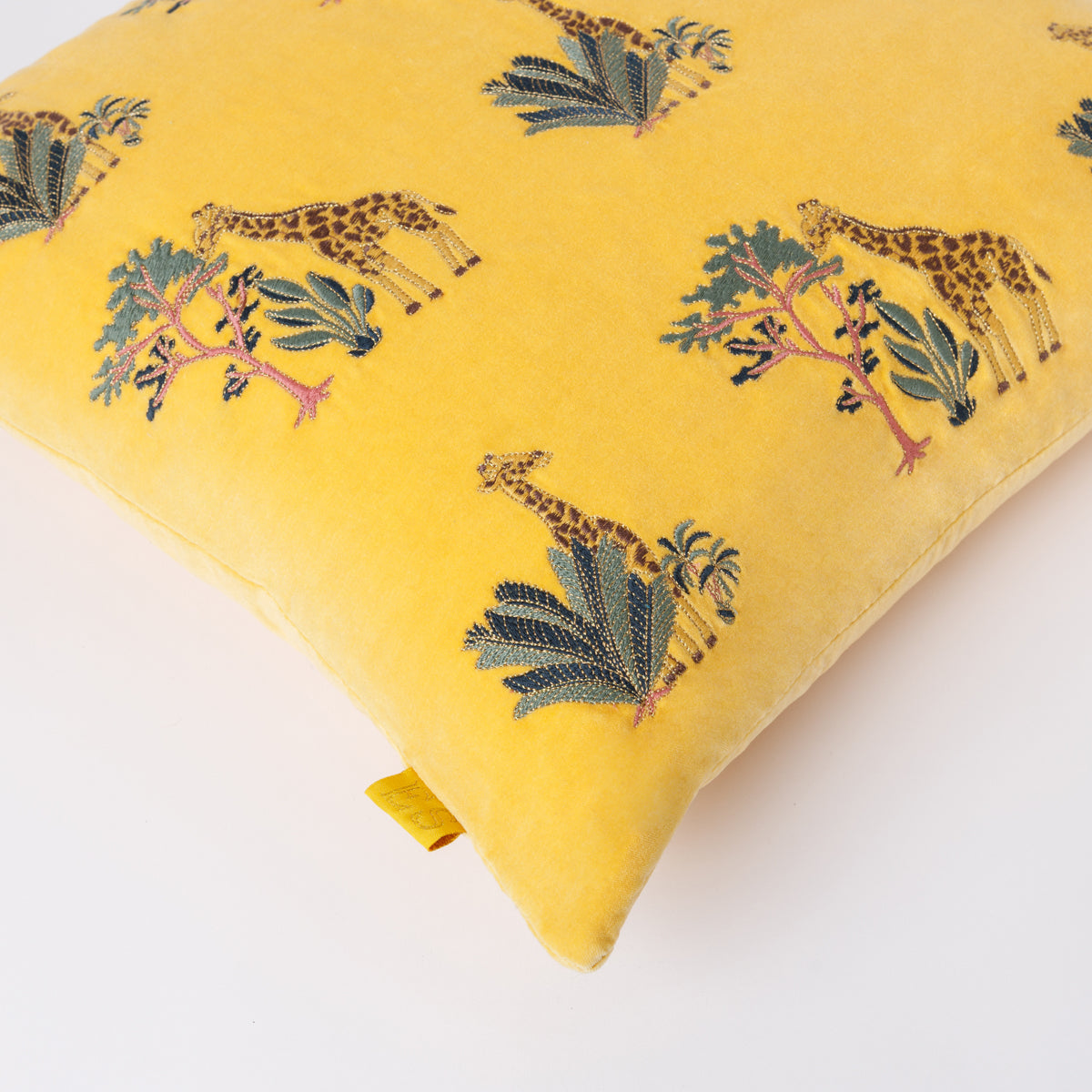 color_yellow