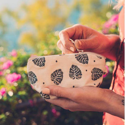 Jungle Leaf Coin Purse - Elizabeth Scarlett